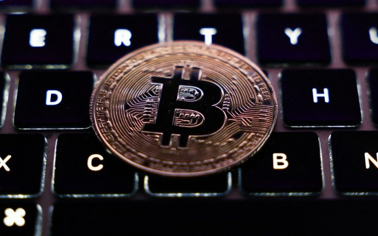 A bitcoin történelmi csúcson, 94 ezer dollár fölött