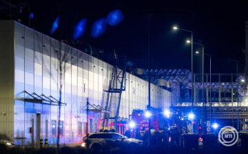 Akkumulátoralkatrész-gyárhoz riasztották a tűzoltókat Debrecenben